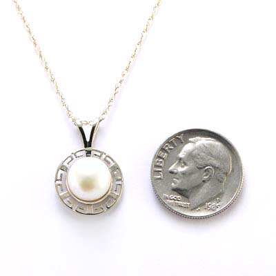 14k White Gold Pearl Pendant Necklace